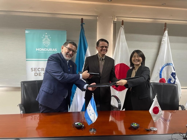 SESAL, SEFIN, JICA BID  firmaron minuta de discusiones para aprobación de préstamo para 2 hospitales de trauma  en San Pedro Sula y Tegucigalpa