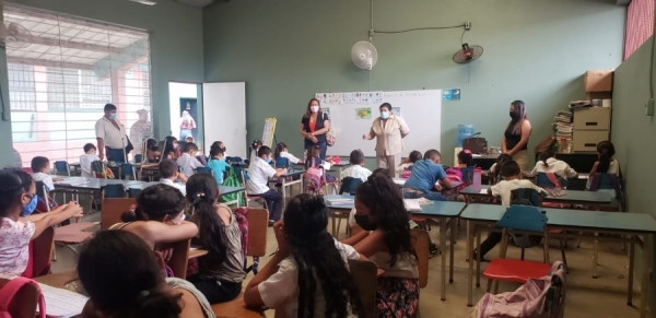 Secretaría de Salud supervisa con éxito la Campaña Nacional de Desparasitación a Educandos en los municipios del Departamento Cortés Honduras