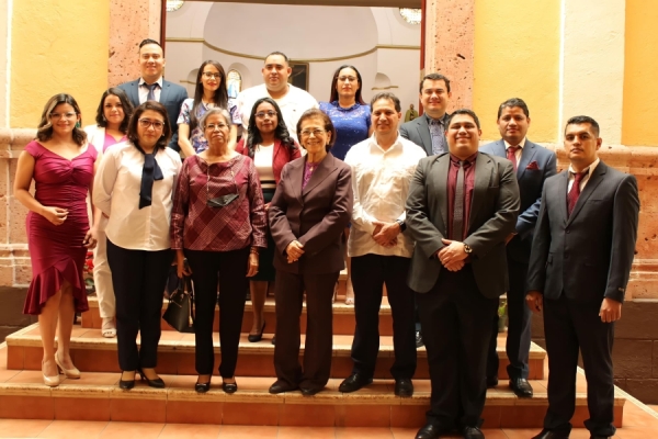 SESAL, UNICAH y COMISCA, realizan clausura del diplomado de epidemiologia de campo de médicos y licenciadas en enfermería.