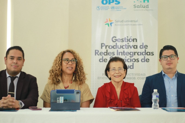 Directores y técnicos de hospitales se capacitan en gestión productiva