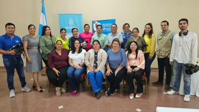 Periodistas de Comayagua se capacitan en comunicación en riesgos