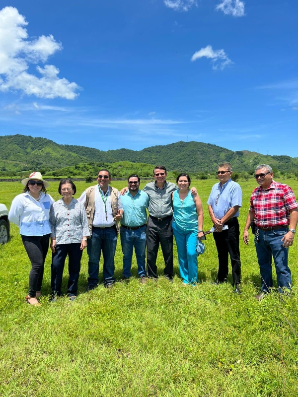 Secretaría de Salud visita el terreno donde se construirá el nuevo hospital de Choluteca