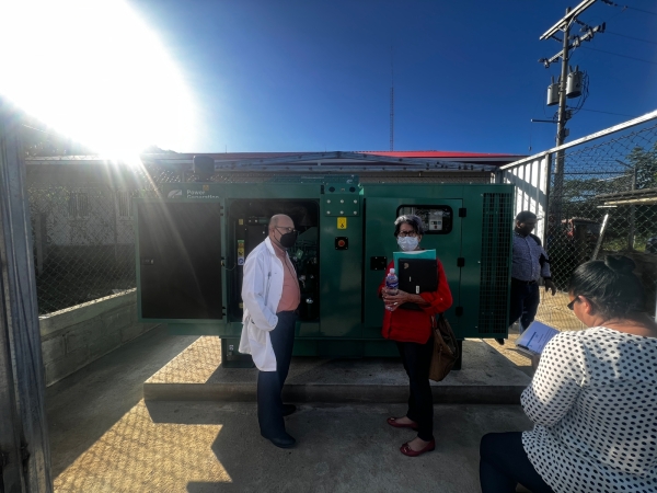 Región Sanitaria departamental de Colón recibe donación de generador eléctrico para uso interno por parte de BID.