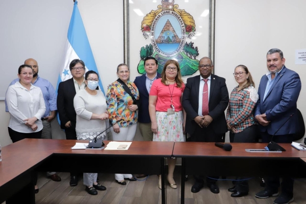 Comisión de Salud del CN conoce situación actual de Tuberculosis