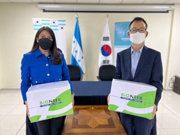 Secretaría de Salud recibe importante donación de empresa Bioneer de Corea