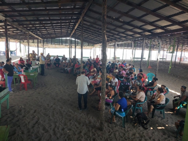 Capacitan a vendedores sobre manipulación de alimentos en las Playas de Cedeño y Punta Ratón