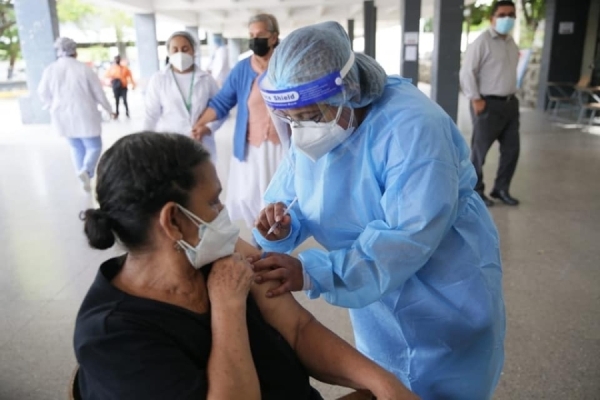 La Secretaría de Salud intensifica la vacunación contra el Covid-19 en el país